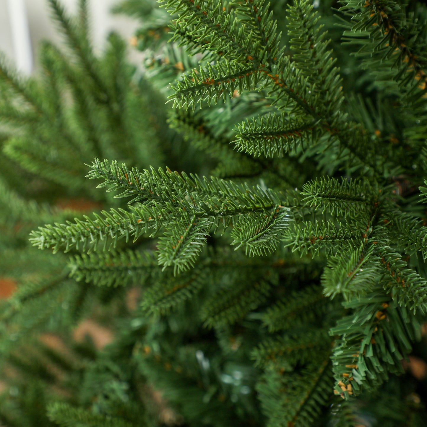 HOMCOM Weihnachtsbaum 183 cm, realistisches Aussehen, Schnellaufbau, inkl. Ständer, feuersicherer Kunststoff