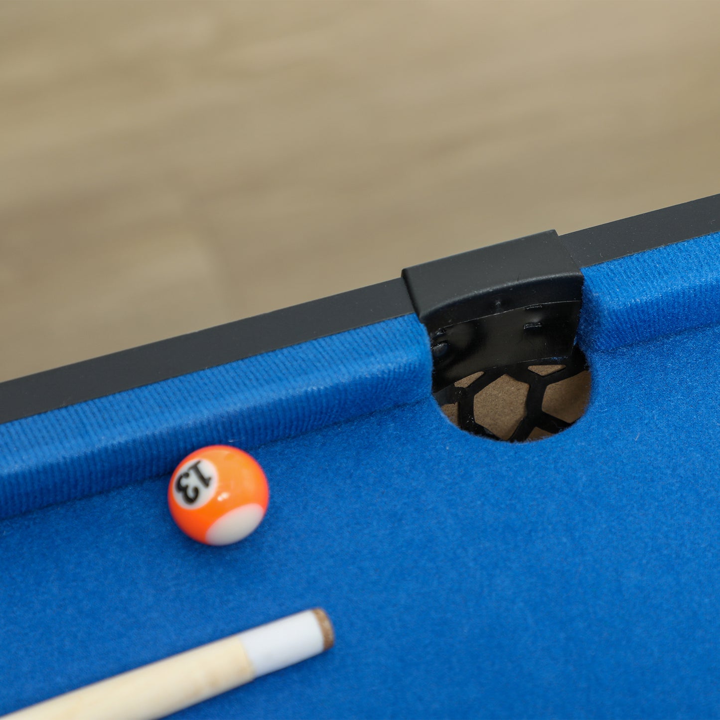 SPORTNOW 5-in-1-Spieletisch, Billard, Tischtennis, Hockey, Basketball, Bogenschießen, Zubehör inklusive, MDF, Kunststoff, Blau