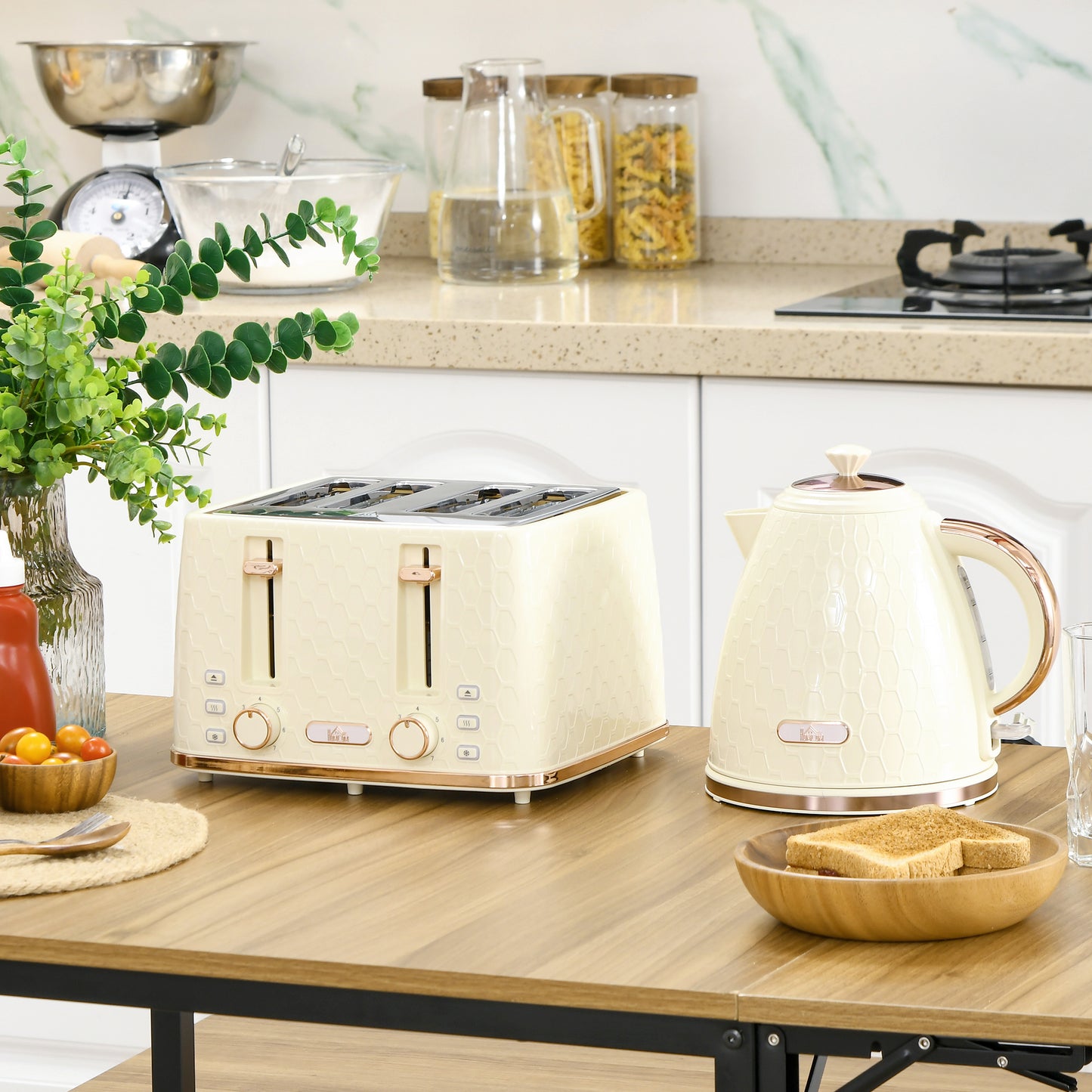 HOMCOM 2-in-1 Küchenset, Toaster und Wasserkocher, mehrere Optionen, 1,7 L, 4 Toastscheiben gleichzeitig, Kunststoff, Beige