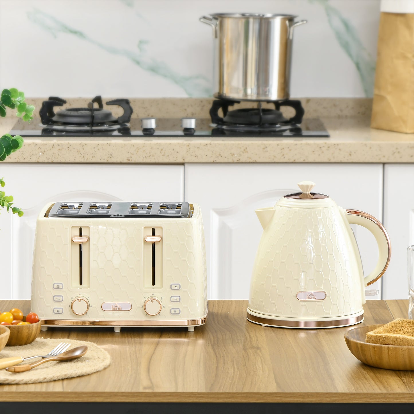 HOMCOM 2-in-1 Küchenset, Toaster und Wasserkocher, mehrere Optionen, 1,7 L, 4 Toastscheiben gleichzeitig, Kunststoff, Beige