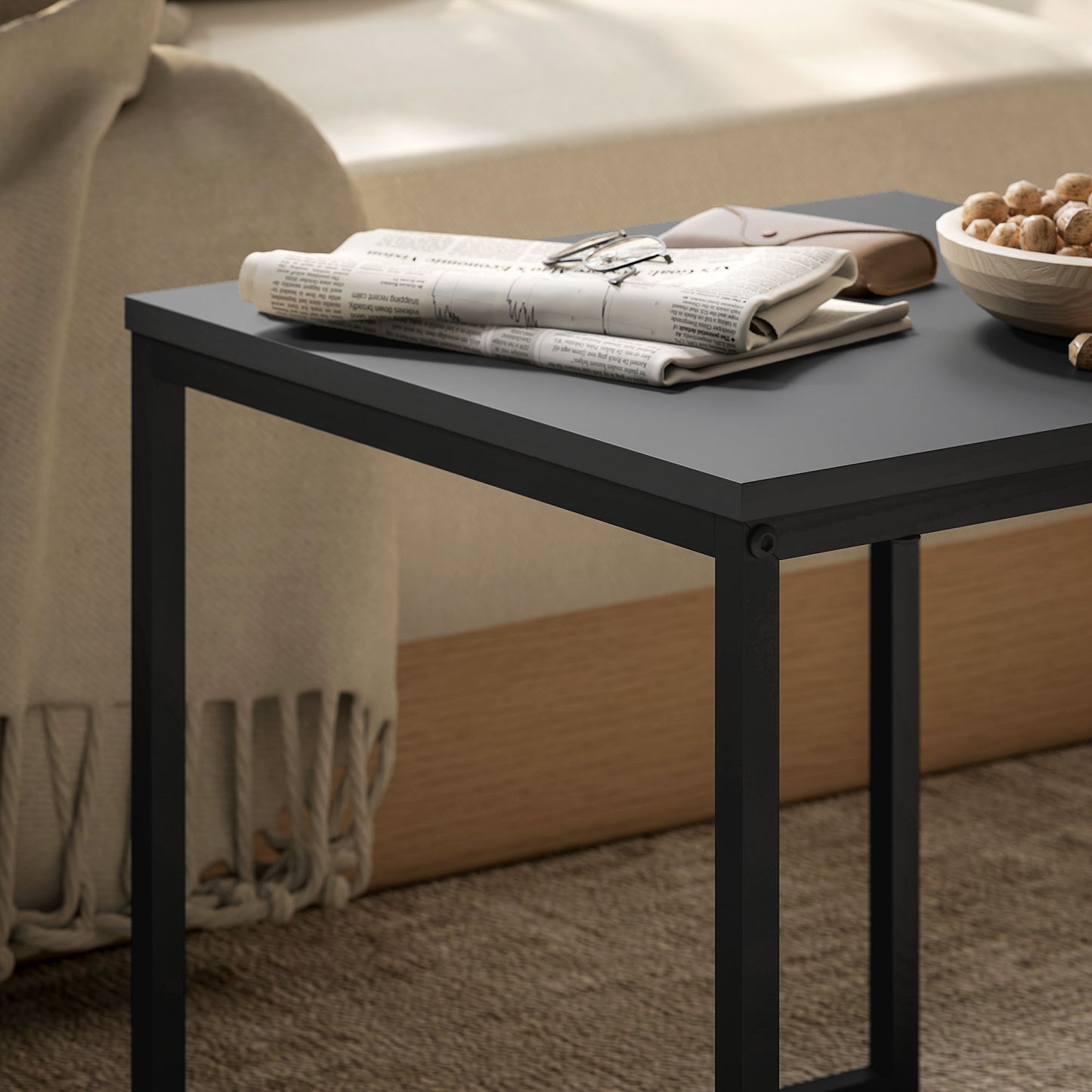 HOMCOM Moderner Couchtisch, 2er-Set Sofatisch, für kleine Räume, Quadratisch, MDF, Metall, Schwarz