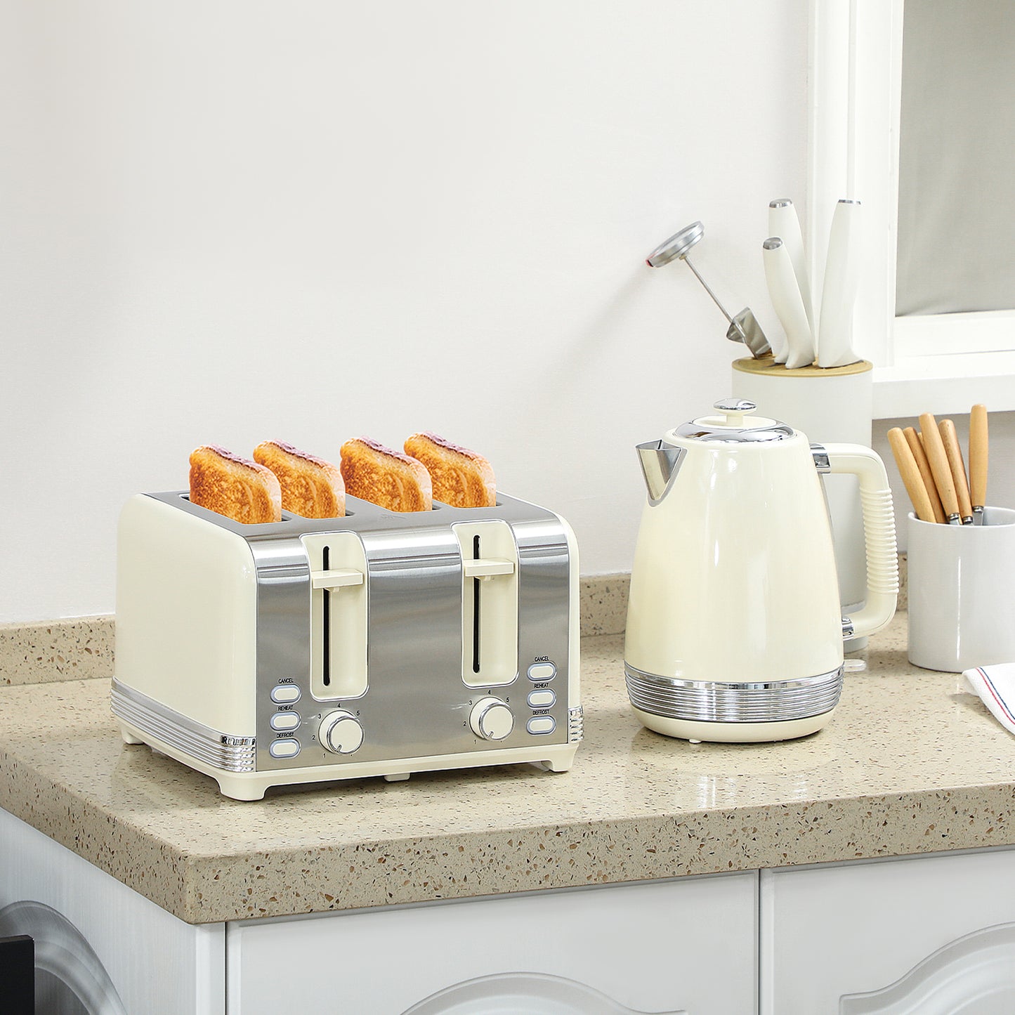 HOMCOM Wasserkocher- und Toaster-Set, 1,7 L, 2200W, Strix Thermostat, Filter, 4-Schlitz-Toaster, 7 Bräunungsstufen, Krümelfach
