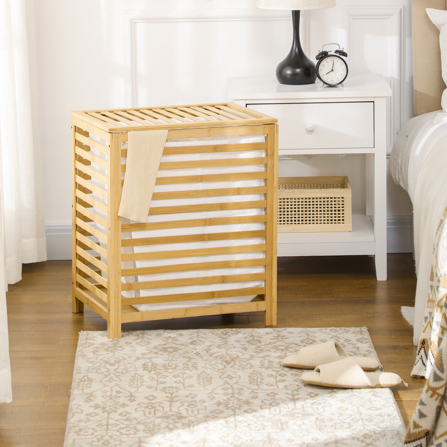 HOMCOM Wäschekorb aus Bambus, herausnehmbarer Wäschesack, wasserbeständig, Natur + Beige