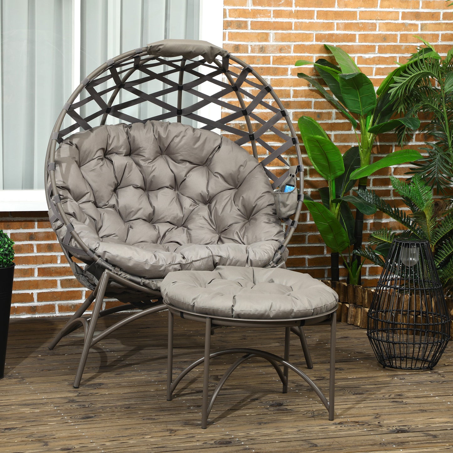 Outsunny Gartenstuhl-Set, 2-tlg., Hocker/Beistelltisch, gr. Sitzkissen, Stahlrahmen, Farbe: Sand, 118 x 75 x 142 cm
