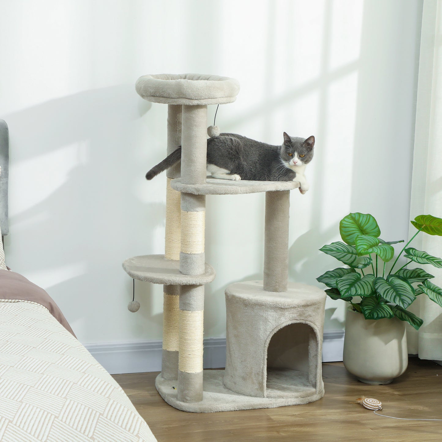 PawHut Kratzbaum 114 cm Katzenturm mit Höhle, Sisalstämme, Plattform, mehrstöckig ür mittelgroße Katzen unter 6 kg, Hellgrau