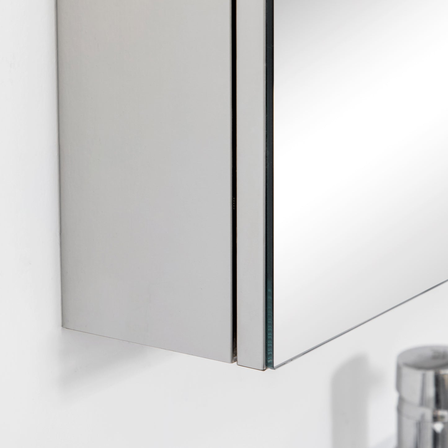 kleankin Spiegelschrank, Badschrank, 3 Spiegeltüren, 5 Innenböden, Edelstahl, Farbe: Silber, 70 x 12 x 55 cm