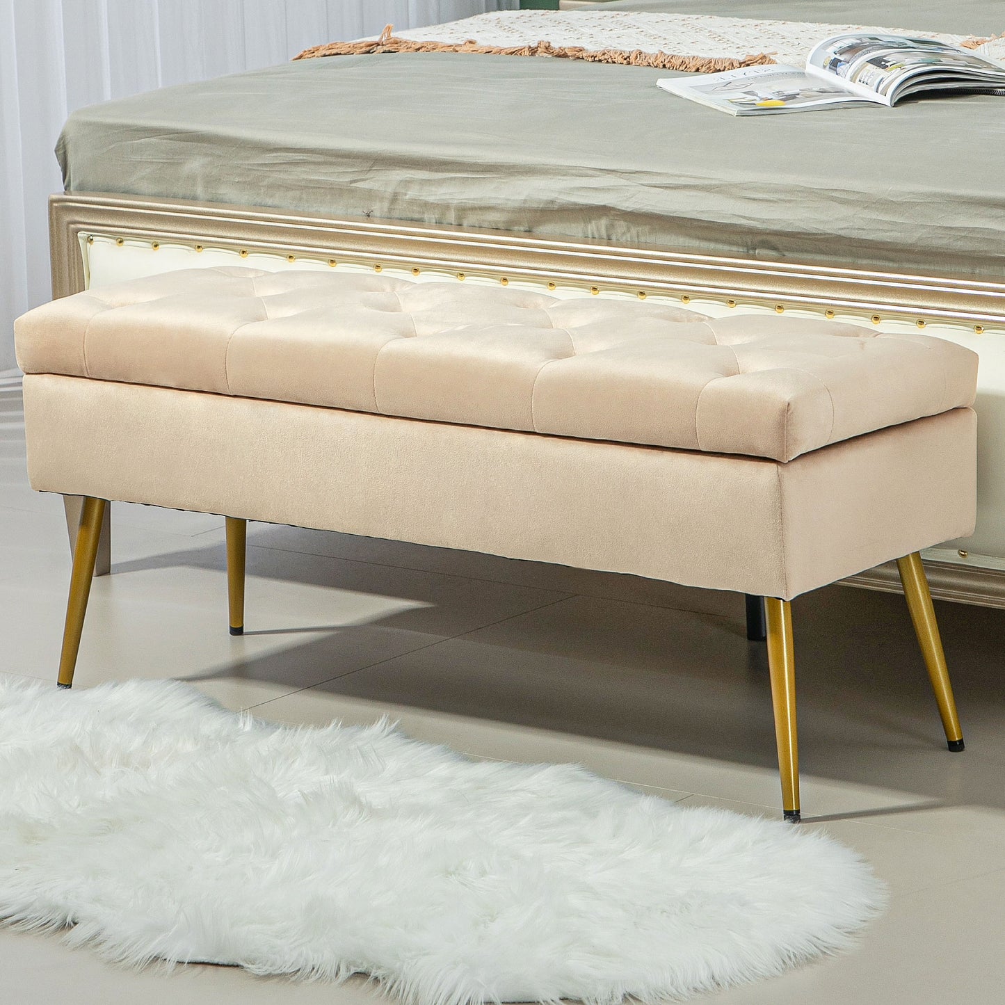 HOMCOM Stauraum-Sitzbank in Samtoptik, gepolsterter Fußhocker mit getuftetem Design, Metallrahmen, 102 x 35 x 43 cm, Beige