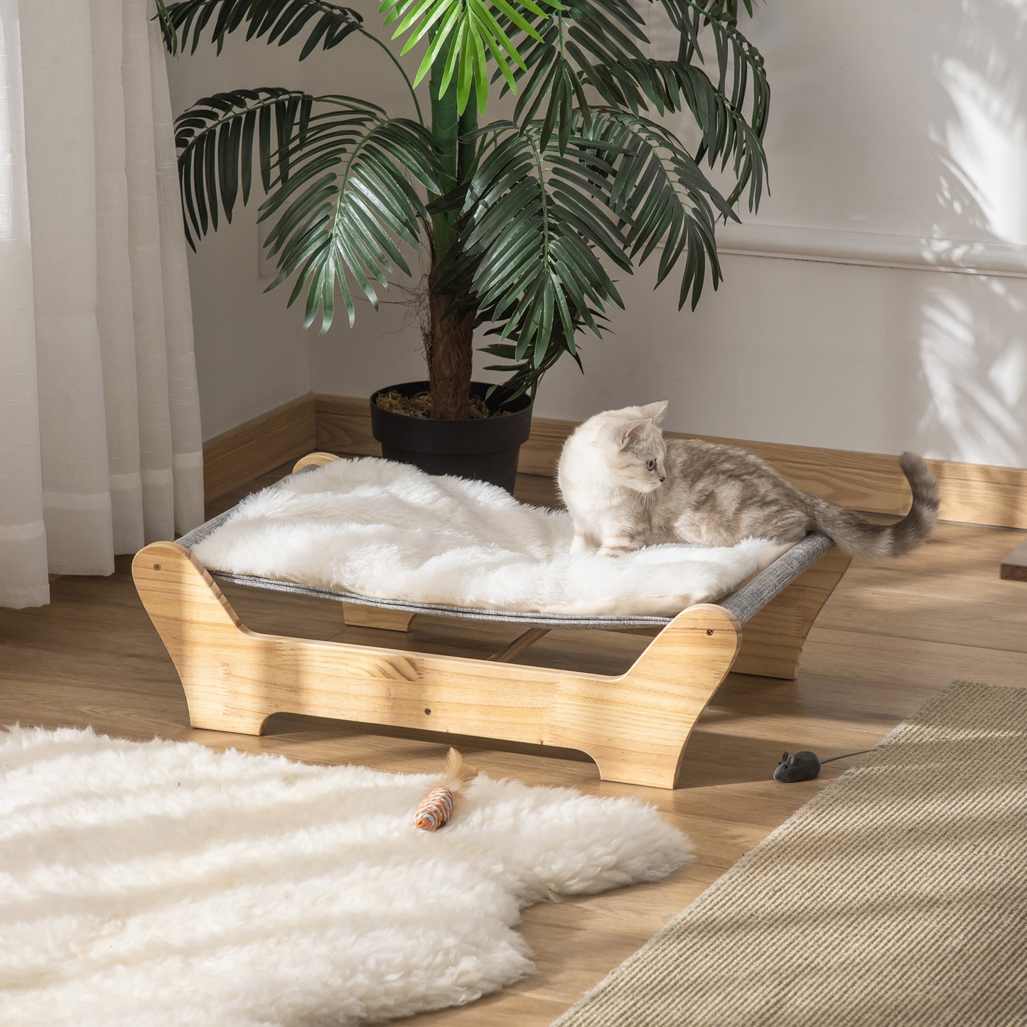 PawHut Katzenbett mit Gestell Hängematte für Katzen erhöhtes Katzennest mit weichem Kissen Kiefernholz Natur 68 x 43 x 20 cm