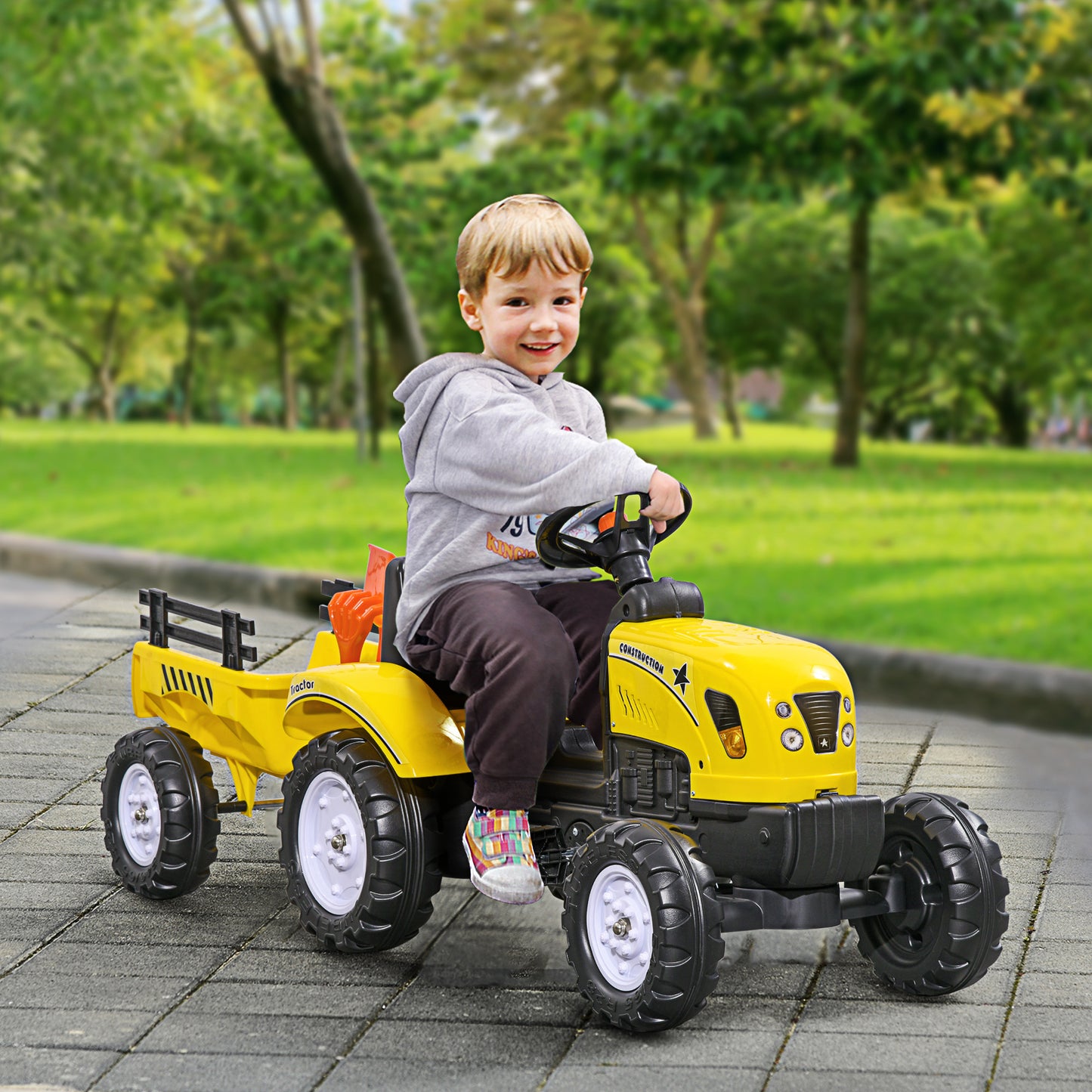 HOMCOM Trettraktor mit Anhänger, Werkzeug, Hupe, für Kinder ab 3 J., Metallrahmen, schwarz-gelb, 133 x 42 x 51 cm