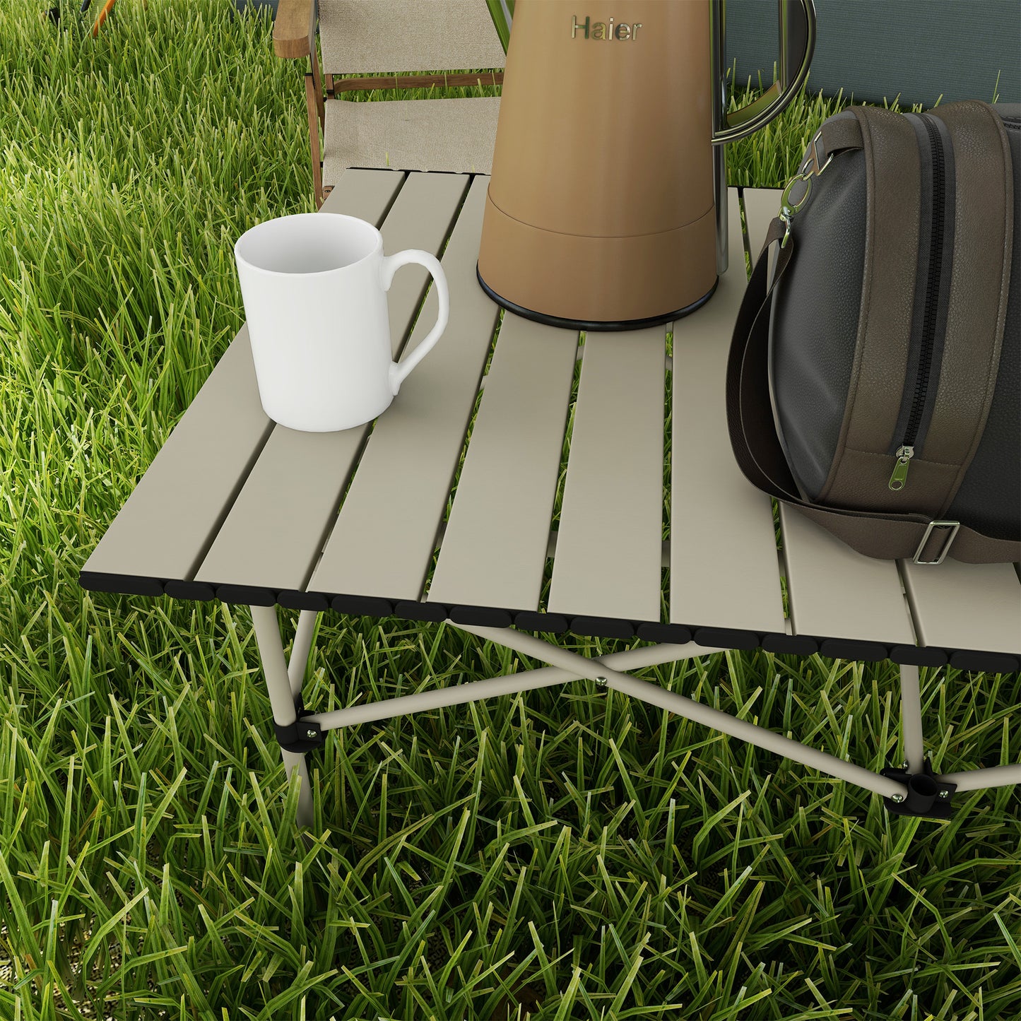 Outsunny Campingtisch Klapptisch mit Aufrollbare Tischplatte Gartentisch aus Aluminium 2 Personen 95 x 55cm Khaki