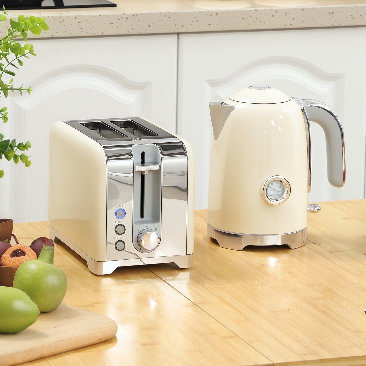HOMCOM Wasserkocher- und Toaster-Set, 2200W, 7 Bräunungsstufen, versch. Funktionen, Creme