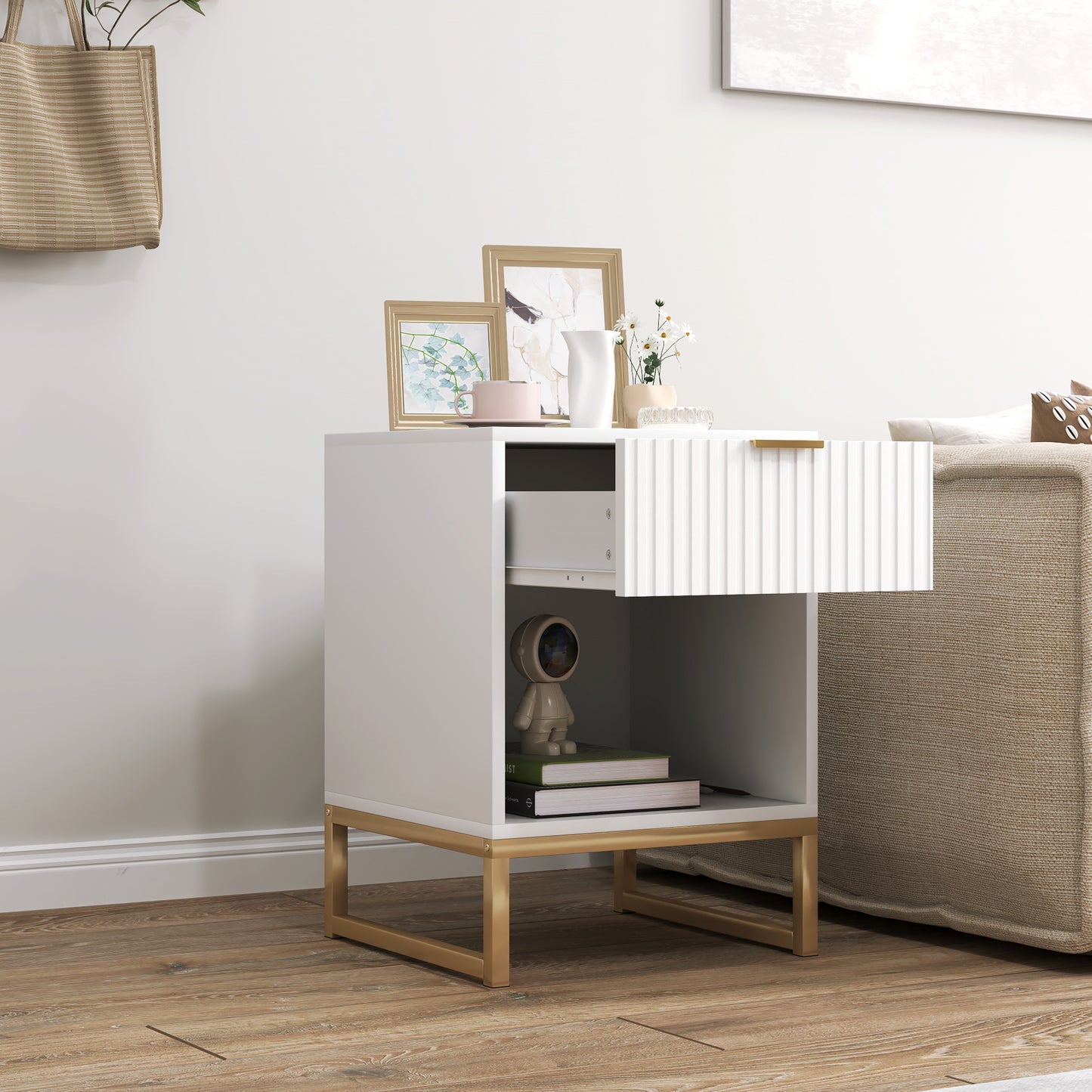 HOMCOM Nachttisch mit Schublade und Regal, Stauraum und Metallbeinen, für Schlafzimmer, Wohnzimmer, Weiß