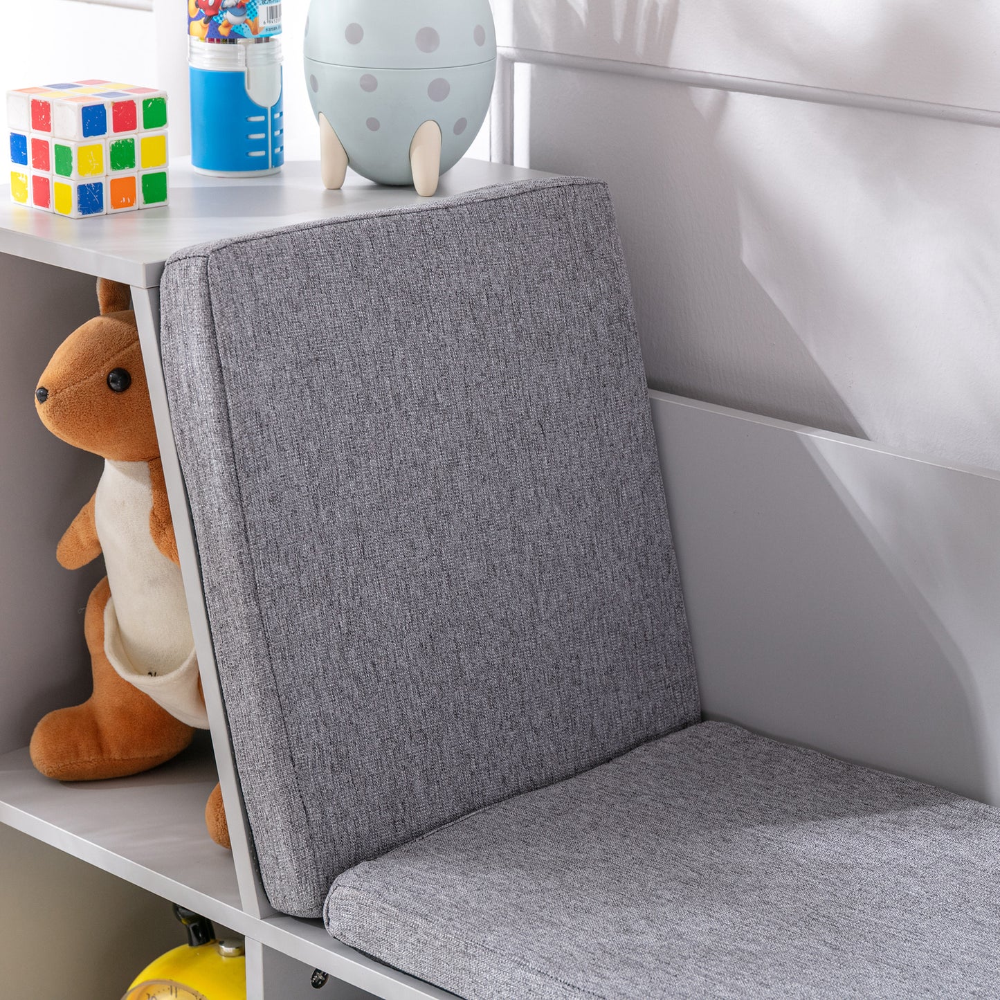HOMCOM 2-in-1 Kinderregal Regal + Sitzbank inkl. Polster 103 cm × 30 cm × 62 cm Weiß + Grau