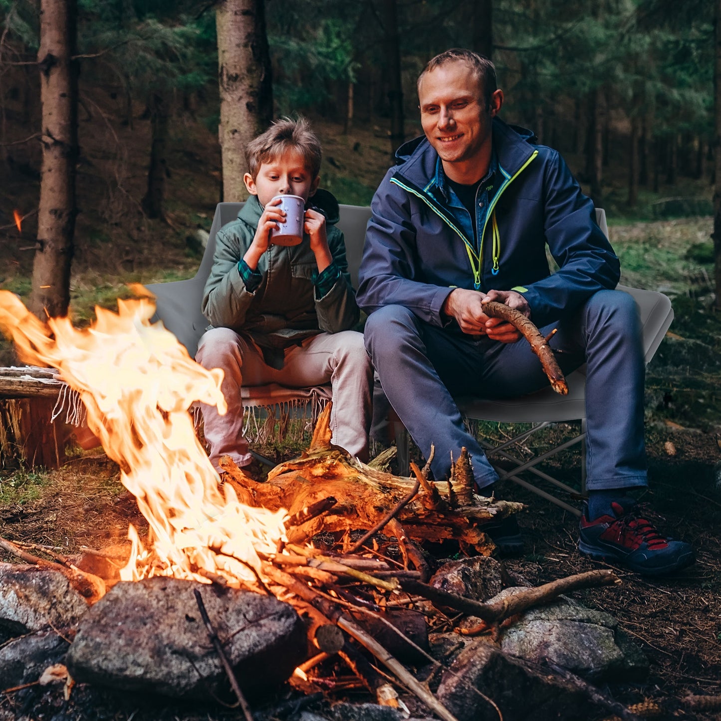 Outsunny Faltstuhl 2 Sitzer faltbar Campingstuhl mit Armlehnen Seitentasche bis 240kg belastbar Grau