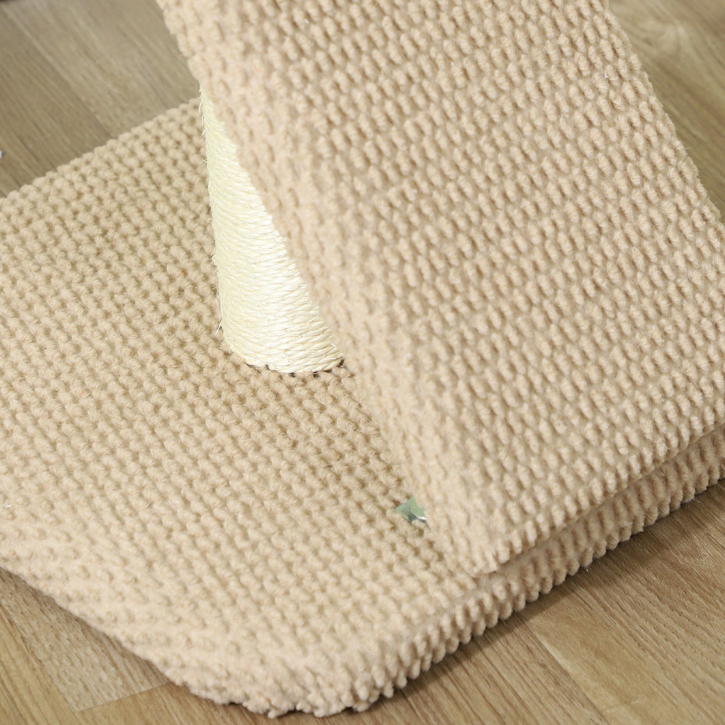PawHut Kratzbaum mit Kratzbrett, Spielball, Noppenstruktur/Sisal, 54 cm, Hellbraun