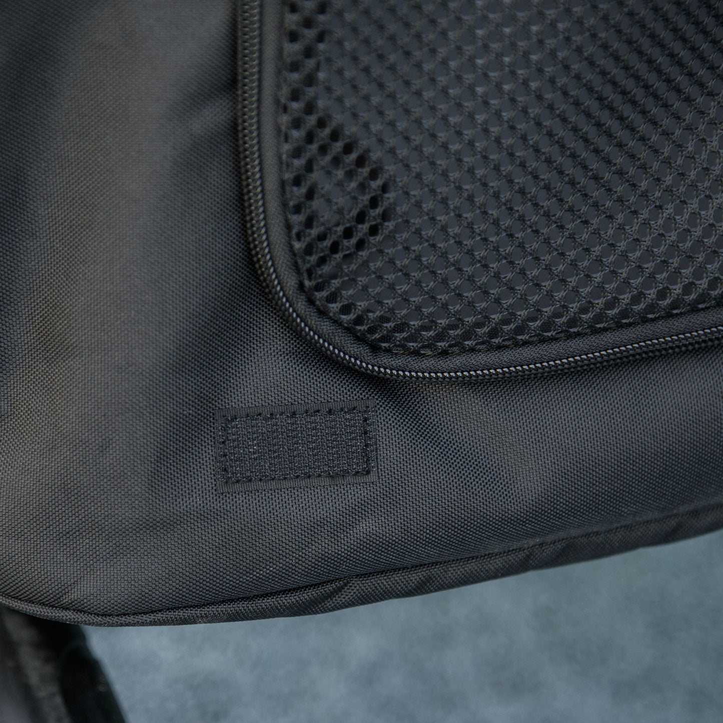 PawHut Hundetrolley inkl. Kissen, 3 Seitentaschen, klappbar, Hundewagen, 102 cm x 62 cm x 105 cm, Schwarz