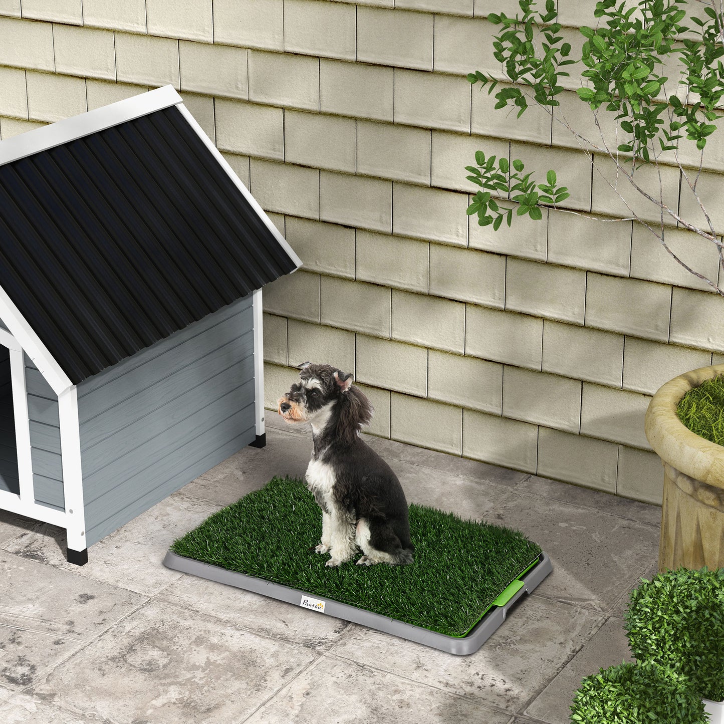 PawHut Hundetoilette mit Kunstrasen, Drainagelöcher, auslaufsicher, 67x41x3,5cm, Grün