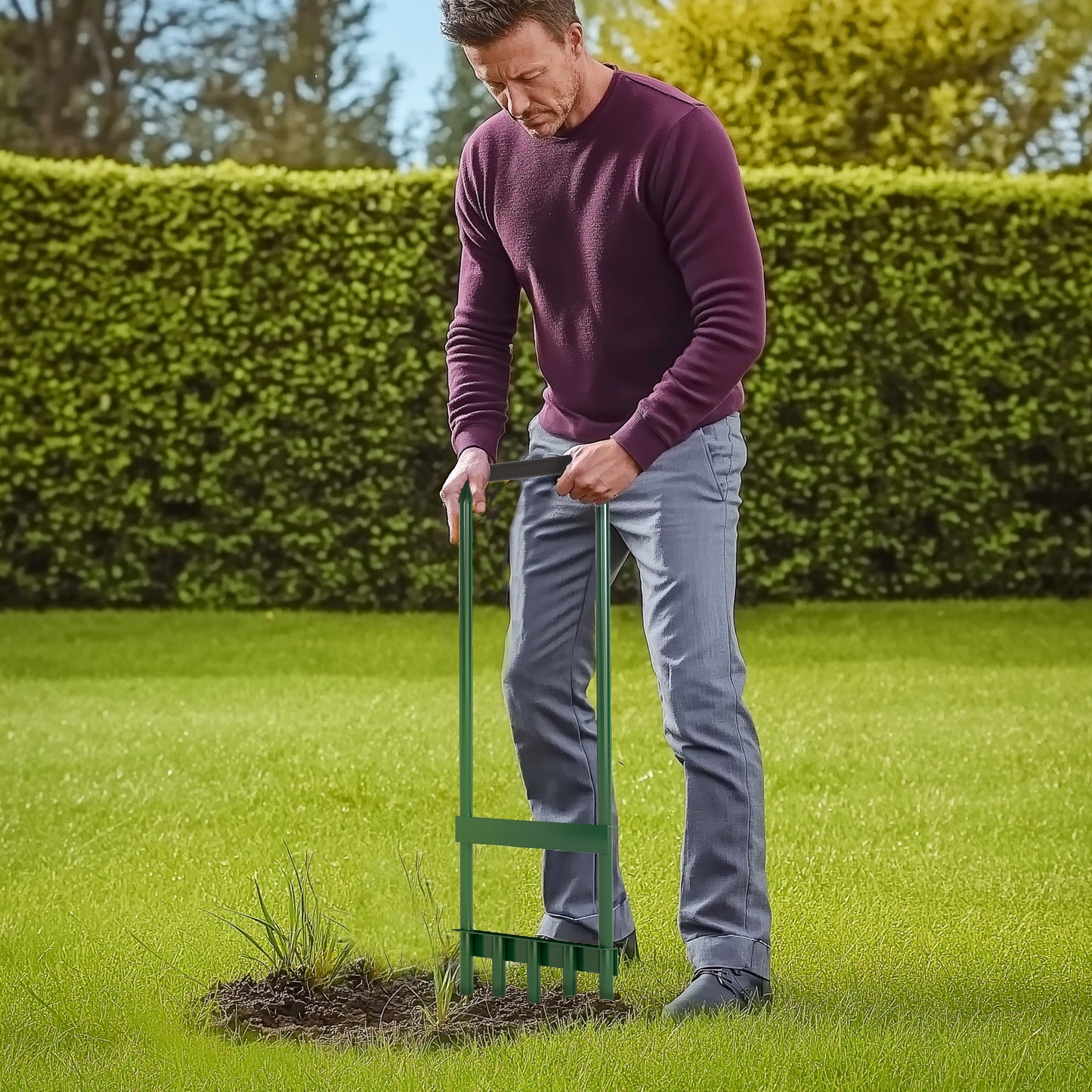 Outsunny Rasenlüfter Aerifizierer für Rasen 30cm Breite Manuell Rasenbelüfter mit rutschfest Griff für Garten Höfe Dunkelgrün