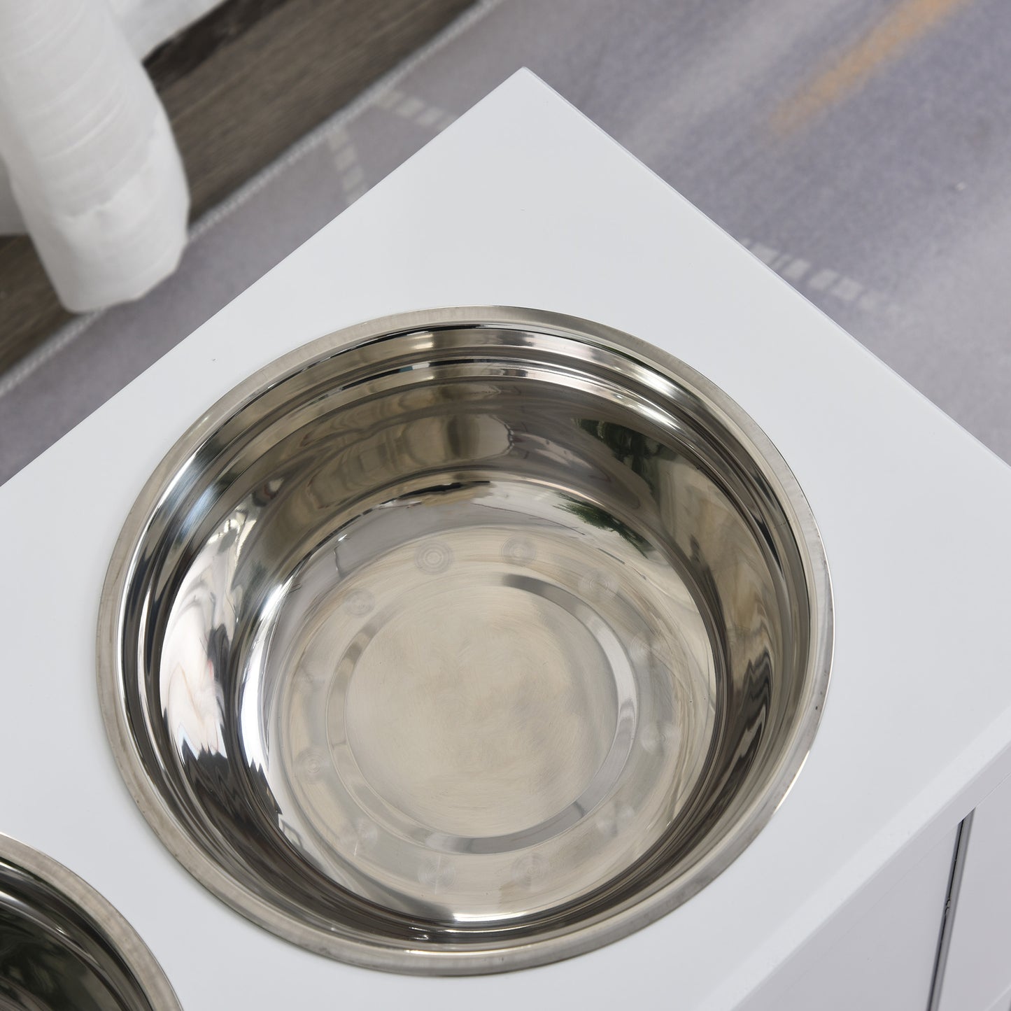 PawHut Erhöhter Hundenapf Futternapf mit Staumraum Wassernapf 2 x 2000ml Edelstahlnäpfen Hundenäpfe Fressnapf Futterstation für Hunde Katzen Weiß