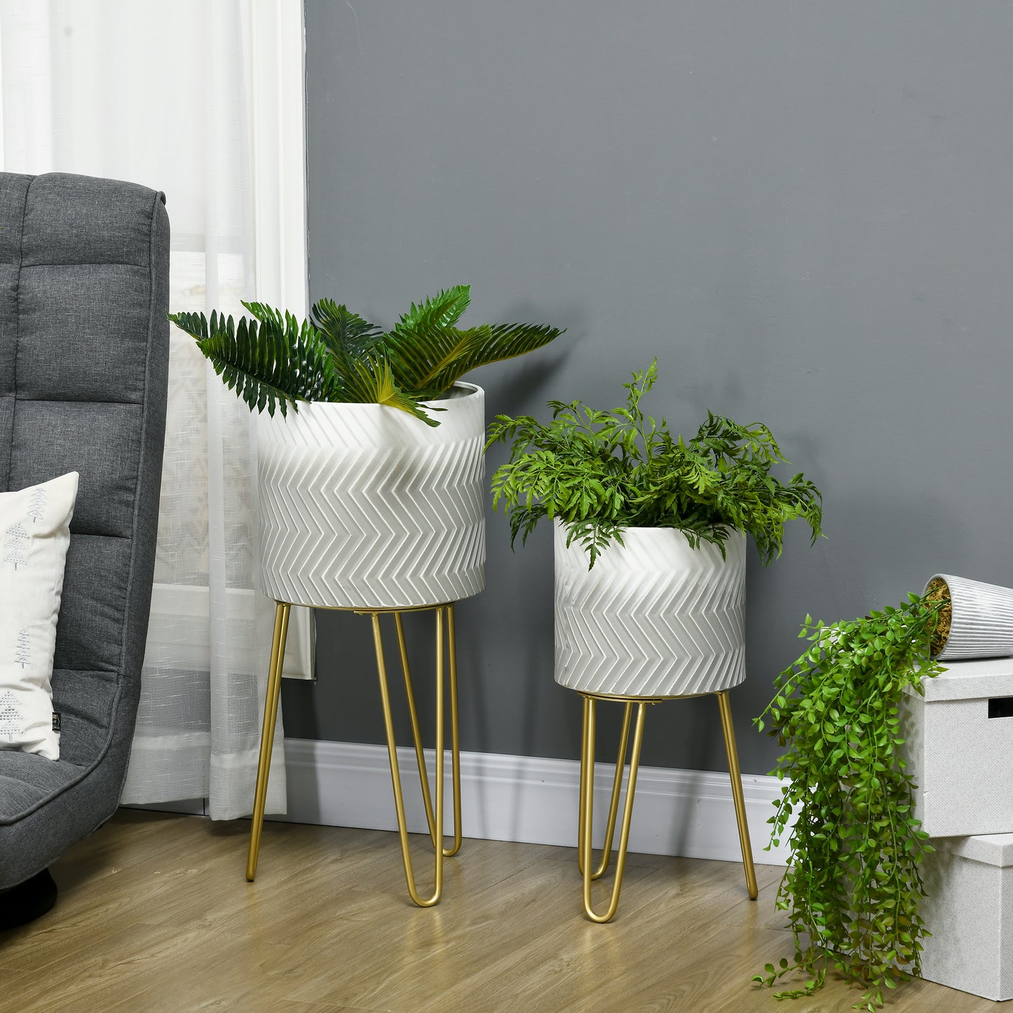 Outsunny Set aus 2 Blumenständern, dekoratives Design, Metallrahmen, 30 x 30 x 67 cm