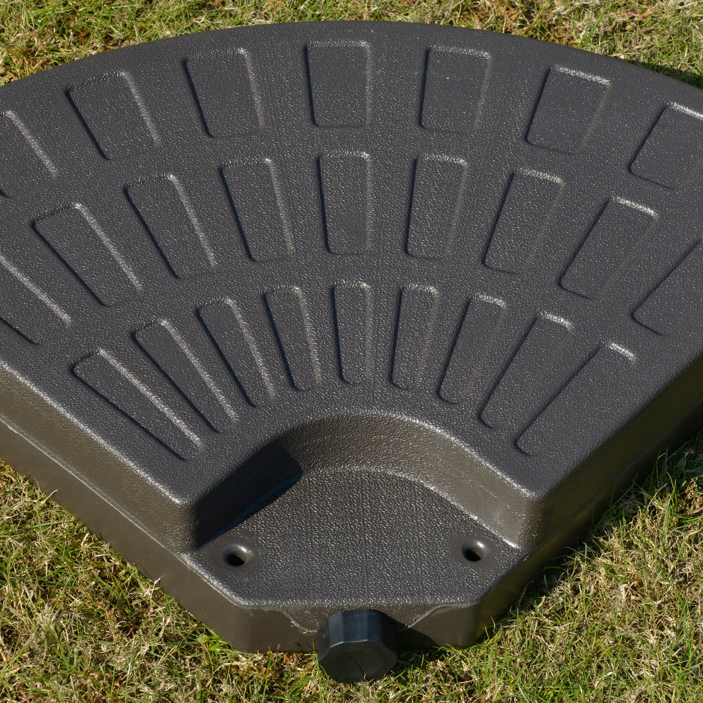 Outsunny Sonnenschirmständer 4-teilig, Schirmgewicht, Schirmständer, Bodenkreuz befüllbar mit Sand/Wasser bis 25/17 kg, Gewichte Sonnenschirmfuß HDPE Kaffee