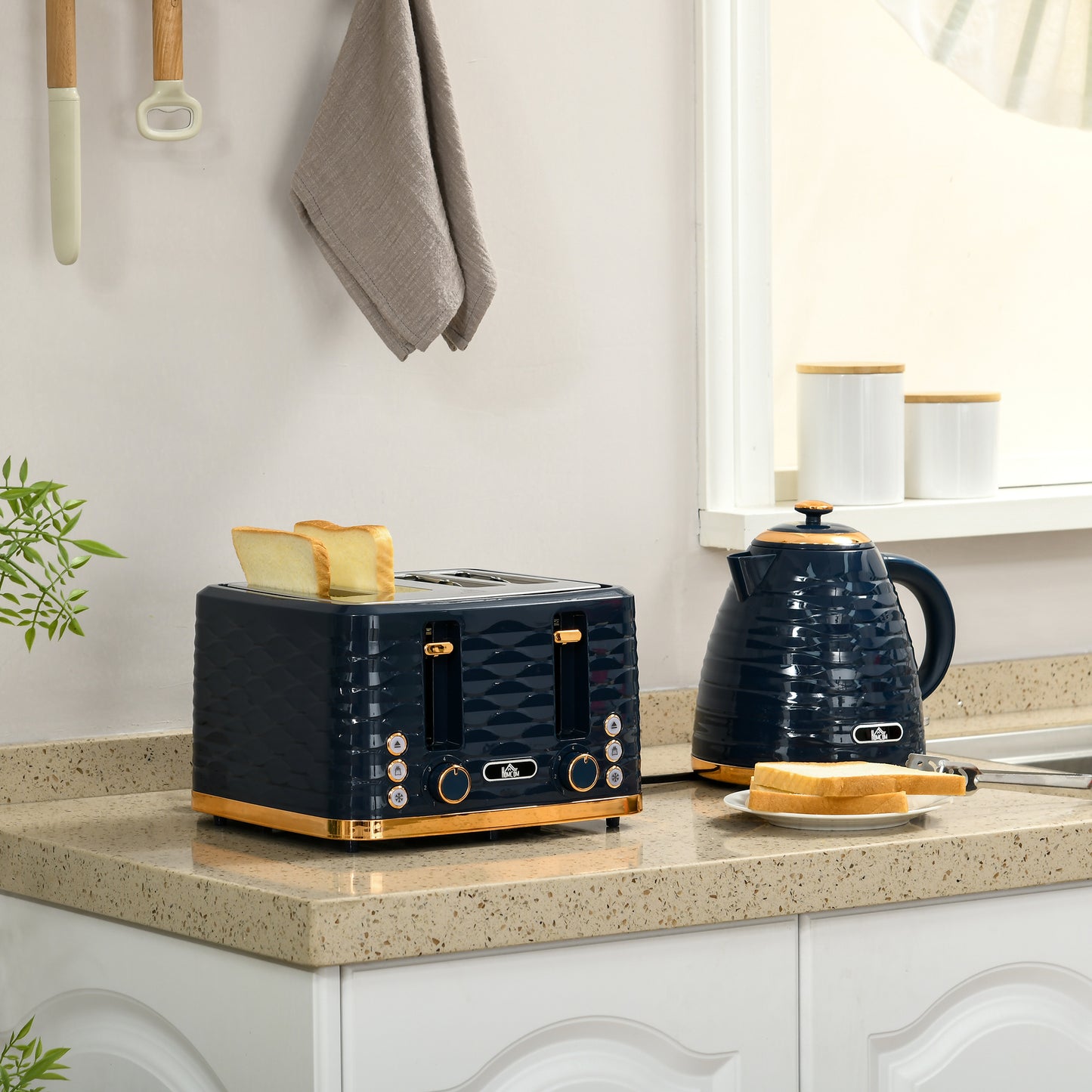 HOMCOM 2-in-1 Toaster- und Wasserkocher-Set, 7 Bräunungsstufen, Auftau- und Aufwärmfunktion, Blau
