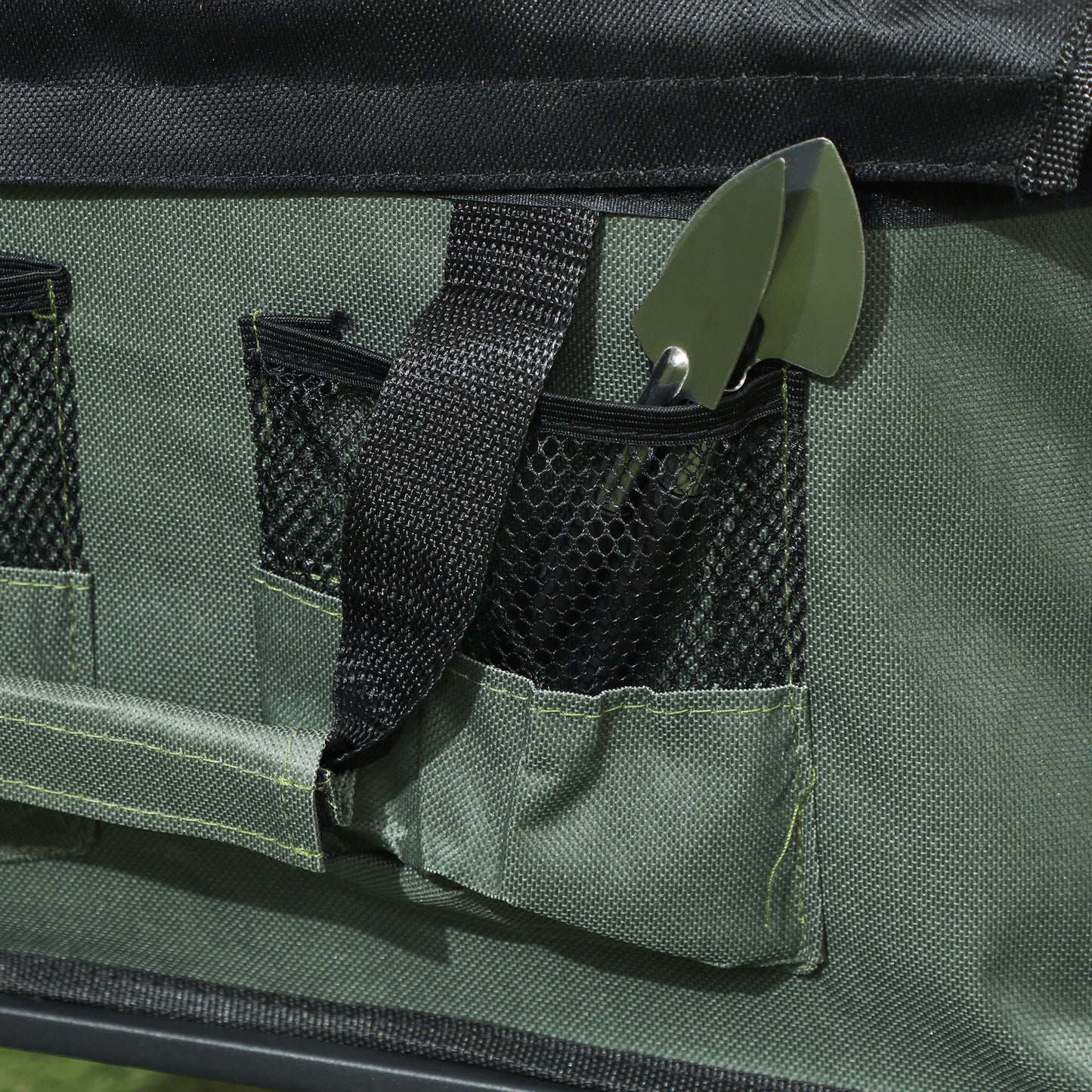 Outsunny Gartenwagen 90 kg belastbar, klappbar Transportwagen mit herausnehmbare Plane, Griff, Rädern 72 Liter Grün