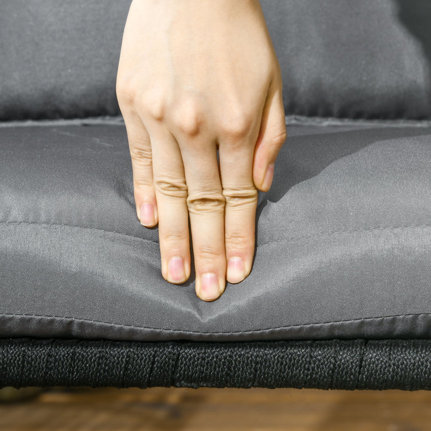 Outsunny Outdoor Stühle, 2-er Set, Boho-Design, Sitz- und Rückenkissen, bequeme Sitzschale, Metallrahmen, Schwarz