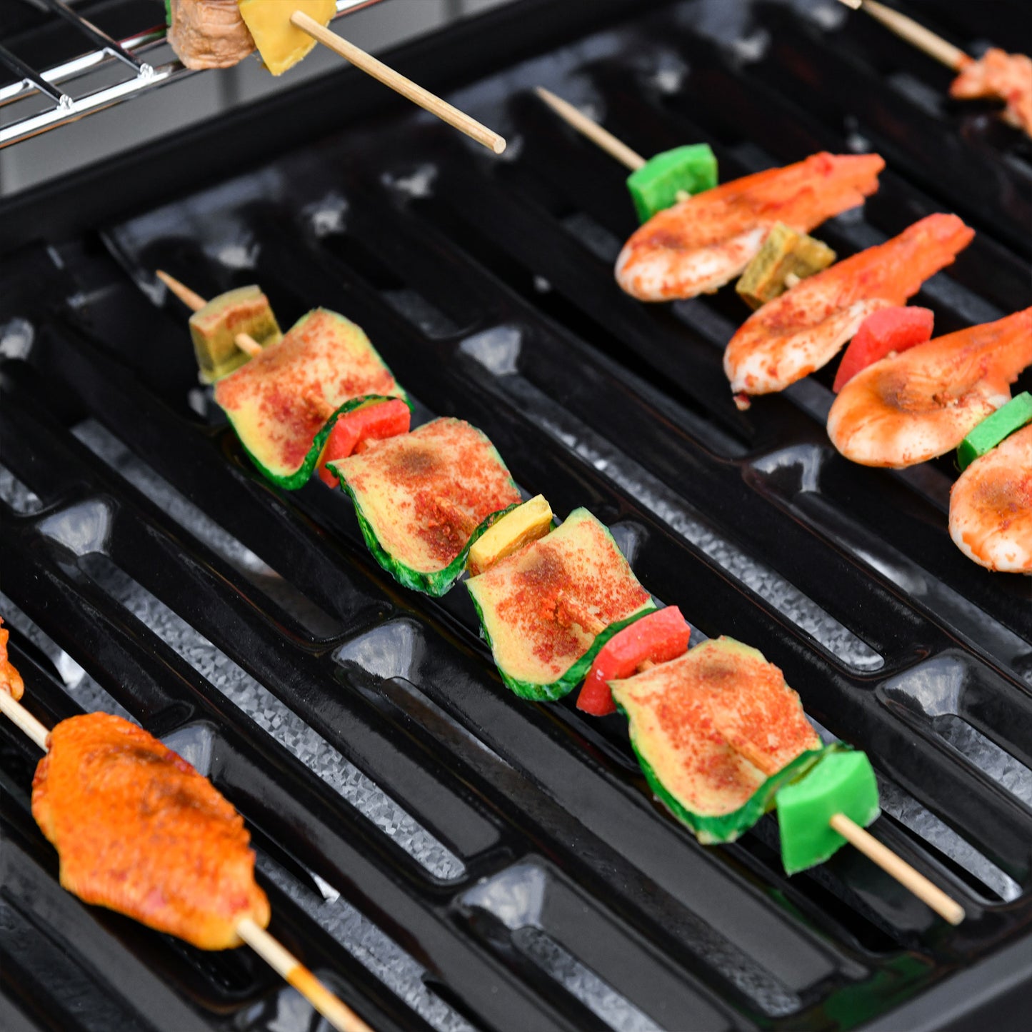 Outsunny Gasgrill mit 7 Brennern, inkl. Thermometer, BBQ -Grill, mobiler Grill, Schwarz
