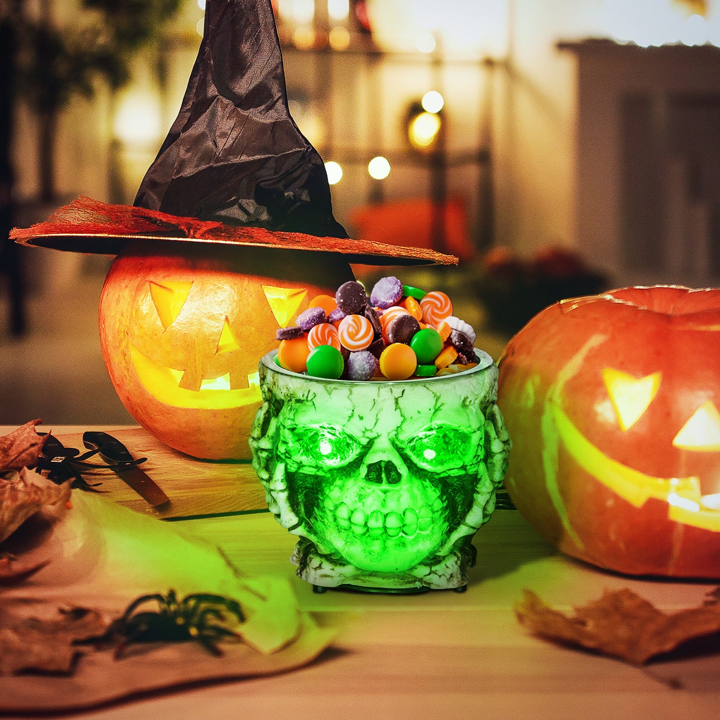 HOMCOM Halloweendekoration, Skelett-Süßigkeitenschale, leuchtende Augen, unheimliches Heulen, Grau/Schwarz