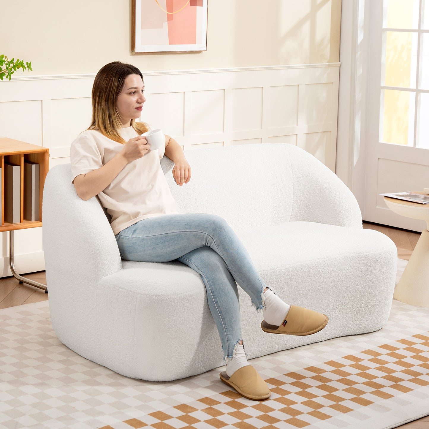 HOMCOM 2-Sitzer-Sofa, geschwungenes Design, Polstersofa mit Fleece-Bezug, für Wohnzimmer, Schlafzimmer, Homeoffice, Cremeweiß