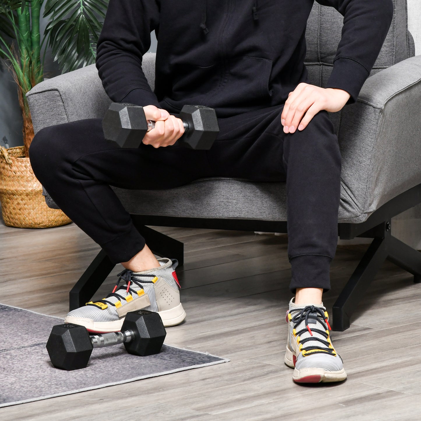 HOMCOM Hexagon Hanteln, 2er Set Hanteln mit gerändeltem Griff, Kurzhantelset aus Gusseisen, 2 x 5 kg, Kurzhanteln für Männer Frauen, Zuhause, Fitnessstudio, Krafttraining